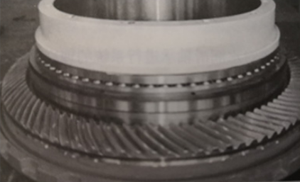 Double row thrust angular contact ball bearings for drilling platforms